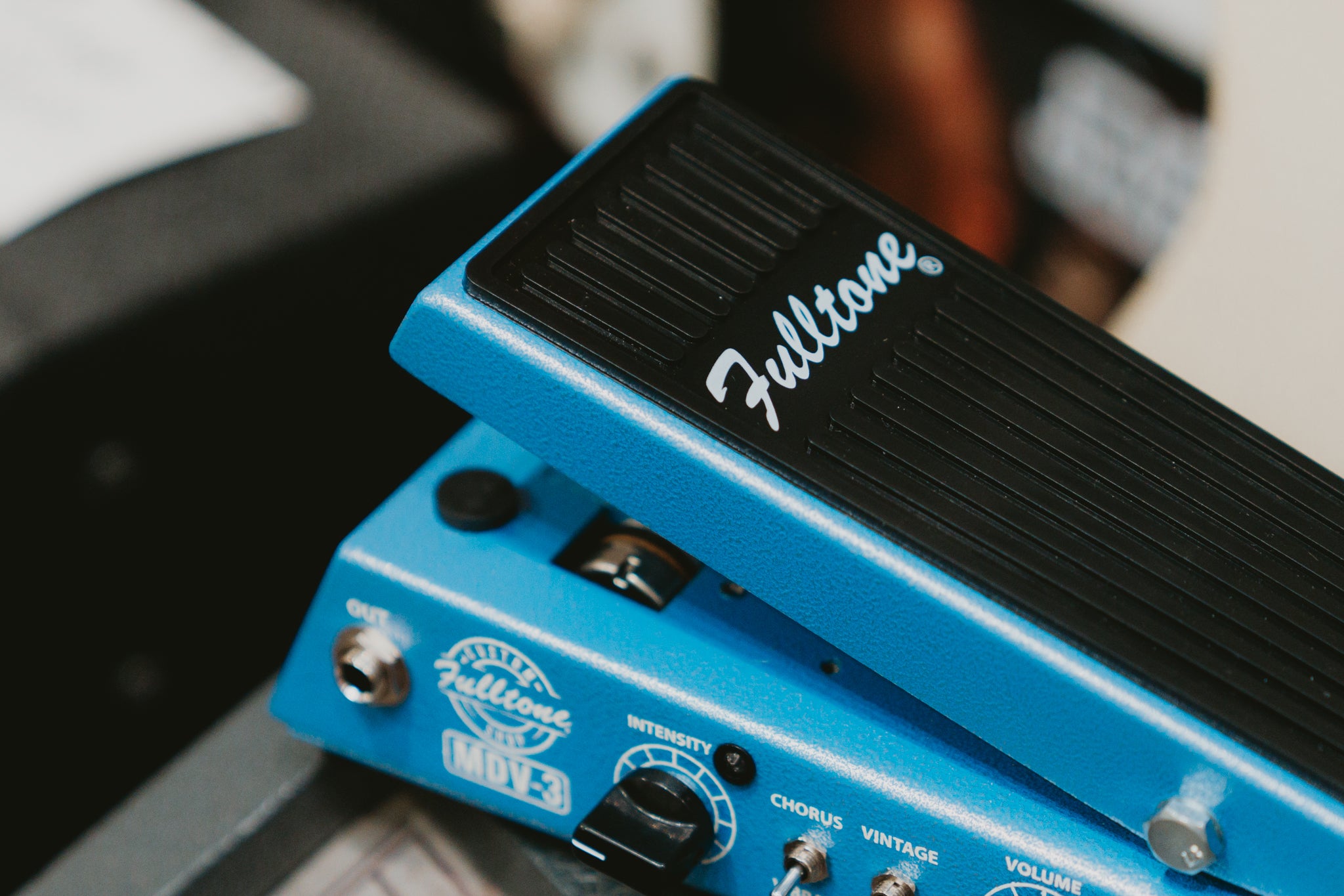 fulltone vibe pedal Mini-Deja'Vibe3 v2 – Fulltone USA